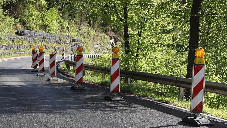 An der KC 23 bei Nordhalben muss dringend gebaut werden. Foto: Michael Wunder
