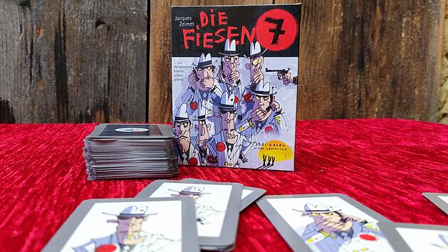 Die fiesen 7: Rezension des witzigen Kartenspiels aus Franken