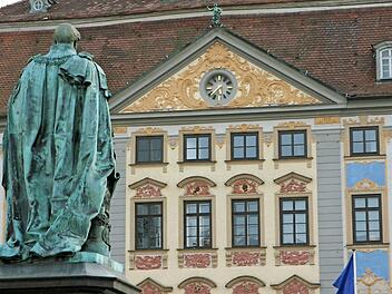 Wer sitzt im Coburger Rathaus künftig auf dem Chefsessel? Nach 24 Jahren geht mit dem Rückzug von Norbert Kastner eine Ära zu Ende.
