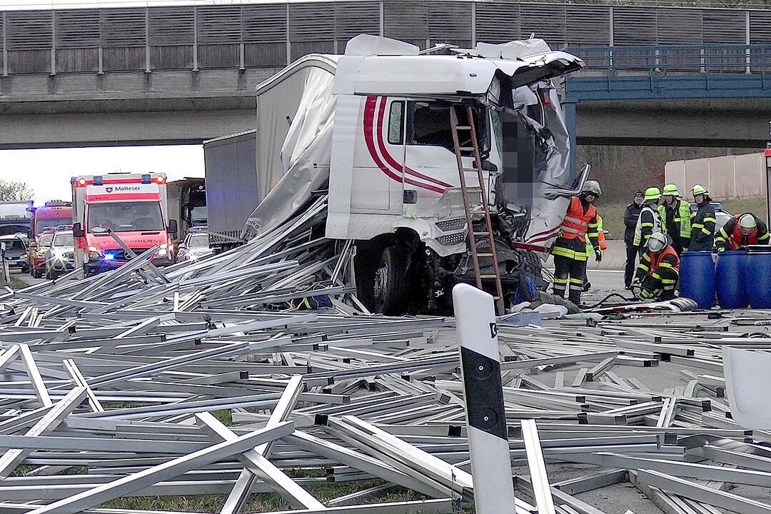 Tödlicher Lkw-Unfall auf der A3