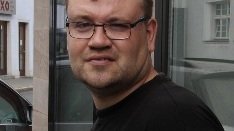 Wenn etwas passiert, darf "Feuerwehrexperte" Bernd nicht fehlen.