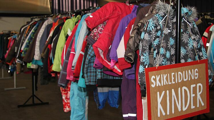 Impressionen von der Skibörse der Kulmbacher Naturfreunde Foto: Sonny Adam