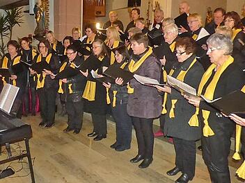 Der große Gemeinschaftschor Waischenfeld-Oberailsfeld veranstaltet inzwischen das jährliche Konzert.  Foto: Thomas Weichert