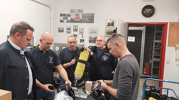 Feuerwehr Kulmbach r&uuml;stet auf: &Uuml;berdruck-Atemschutz sorgt f&uuml;r mehr Sicherheit
