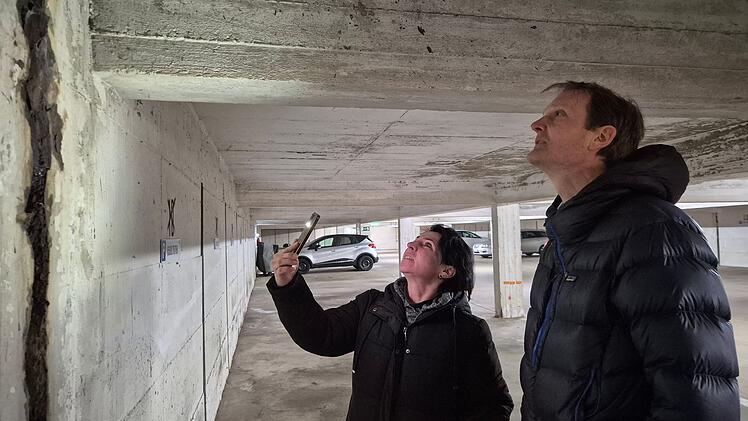 Auch vergleichsweise moderne Bauten leiden oft unter Sch&auml;den - etwa Wassereinbruch.