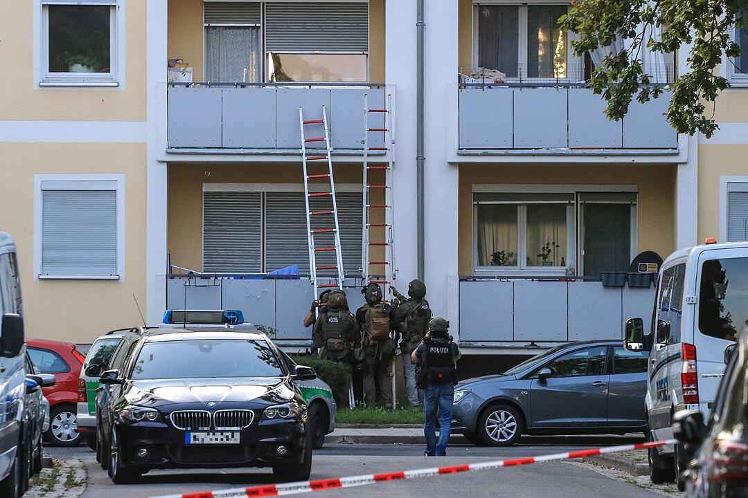 SEK und Spezialisten des LKA in Bamberg im Einsatz