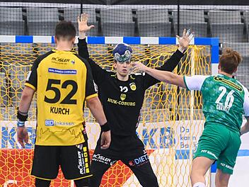 Nicht nur bei Siebenmetern hat Konstantin Poltrum derzeit eine außergewöhnlich gute Quote. Heute Abend kommt es für den Coburger Keeper zum Vergleich mit Nationaltorwart Silvio Heinevetter. Foto: Hagen Lehmann