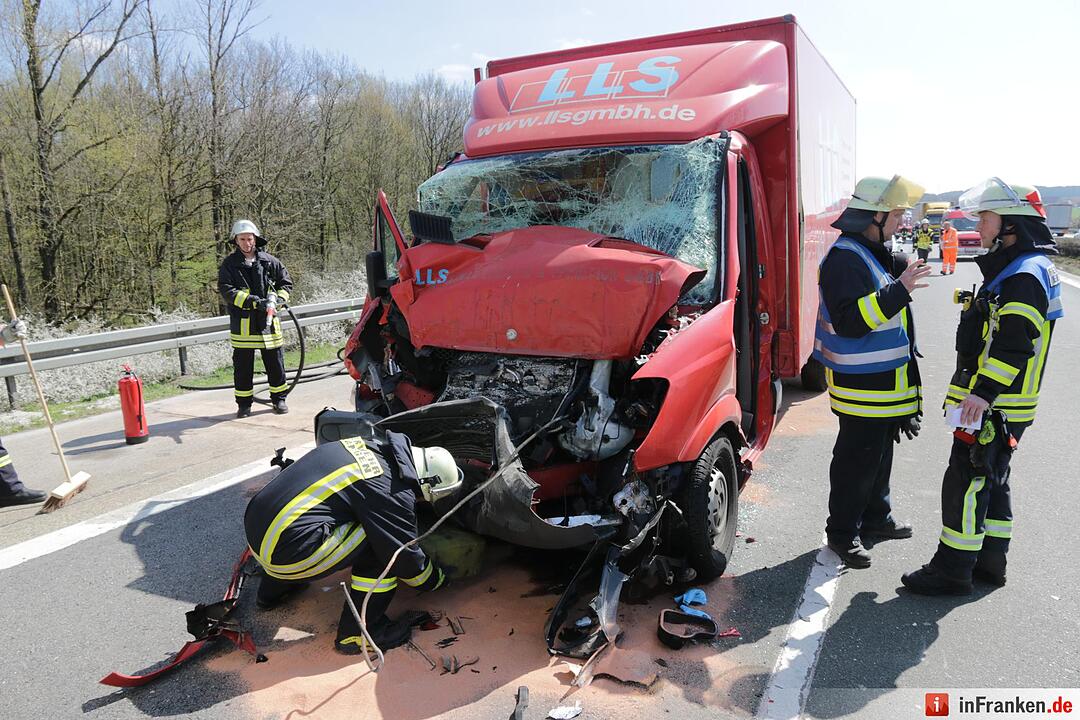 Lkw-Auffahrunfall auf A3 bei Höchstadt: Ein Schwerverletzter