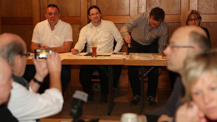 Aufstellungsversammlung für Klaus Backer durch die Initiative "Freier Oberbürgermeister Forchheim". Foto: Barbara Herbst