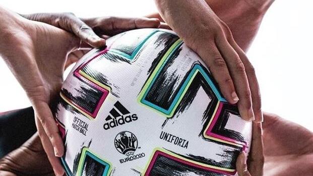 Der Spielball zur EM  Foto: Adidas