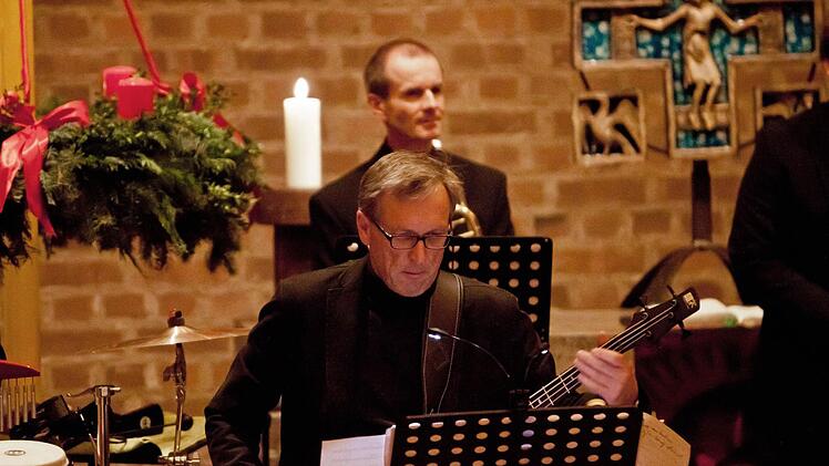 "Church Rocks" lautete das Motto eines Adventskonzert in der Coburger Kirche St.MarkusFoto: Jochen Berger