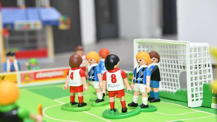 Weil sich das perfekte Dorf in Franken nicht so leicht finden lässt, haben wir es aus Playmobil selbst gebaut.