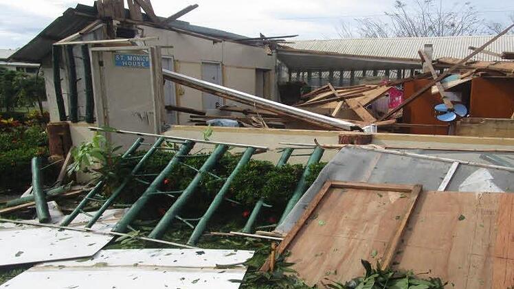 Taifun "Nina" hat auch in der Abtei vom "Eucharistischen König" in Calapan/Mindoro auf den Philippinen gewütet. Foto: privat