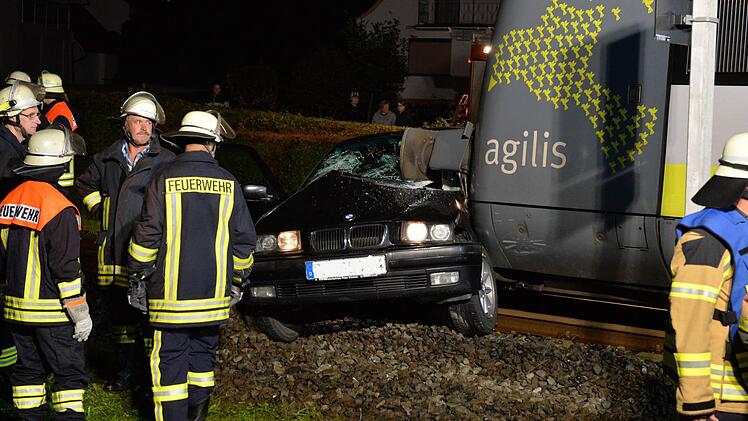 Bilder vom Unfall Dienstagnacht Foto: Ronald Rinklef