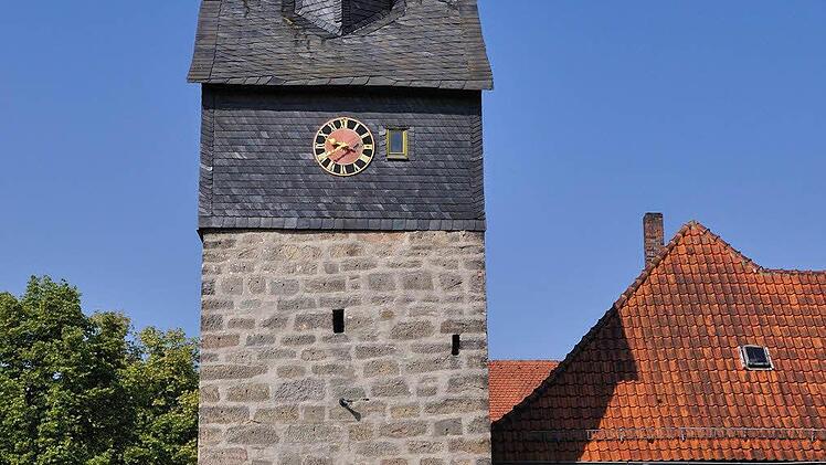 Der alte Torturm vom malerischen Gestungshausen.