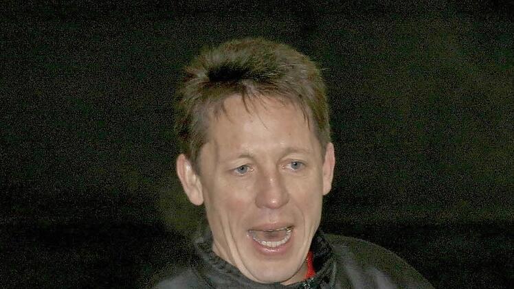 Wenig zu bemängeln hatte ESC-Trainer Martin Reichert. Nachdem seine "Hawks" bereits beim EHC Nürnberg erfolgreich waren, legten sie 24 Stunden später in Straubing noch eine Schippe drauf.  Foto: Ralf Naumann