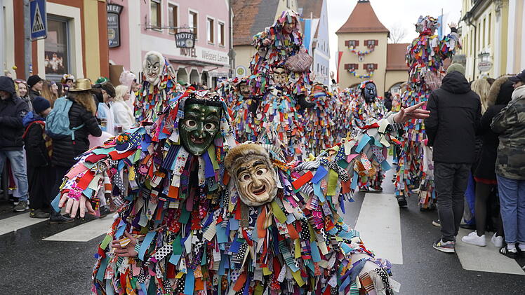 Allersberger Faschingsumzug 2023 mit 20.000 Besuchern