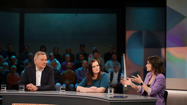 Britta Schautz (rechts) forderte mehr Transparenz, denn "Preise sind in Deutschland eine Blackbox".