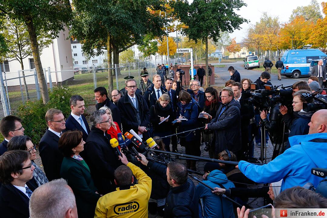 Bundesinnenminister Thomas de Maizière (CDU) hat das Balkanzentrum in Bamberg besucht