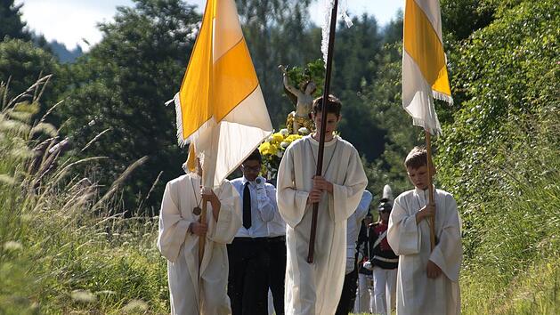 Eindrucksvoll ist das Deckblatt des diesj&auml;hrigen Heimatkalenders "Unne Flurumgang".privat