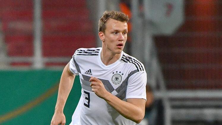 Neu dabei bei der Nationalmannschaft: Lukas Klostermann von RB Leipzig. Foto: Armin Weigel/dpa