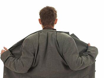 Am Montagvormittag entbl&ouml;&szlig;te sich ein Exhibitionist am W&ouml;hrder See vor einer Passantin. Die Polizei sucht nach Zeugen. Symbolbild: J&ouml;rg Lange/ dpa