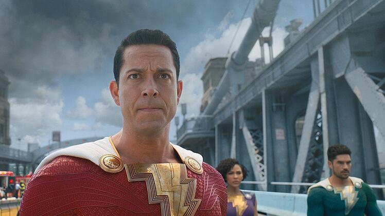 Nach dem Erfolg von "Shazam!" durfte Zachary Levi in "Shazam! Fury of the Gods" erneut in die Rolle des superstarken Titelhelden schlüpfen.