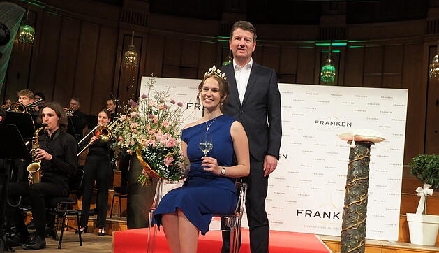 Die 68. Fr&auml;nkische Weink&ouml;nigin wurde gekr&ouml;nt.