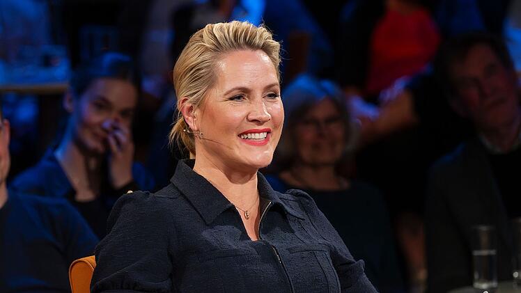 "3nach9"-Gastgeberin Judith Rakers machte in der Sendung mehrere peinliche Gest&auml;ndnisse.