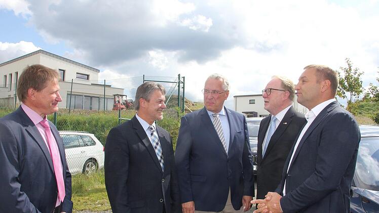 Eindrücke vom Ministerbesuch in Neufang. Foto: Veronika Schadeck