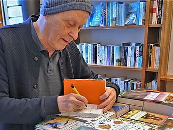 Autor Rainer Haak wird am 11. Dezember, 15 Uhr,  im Rahmen der kostenlosen Veranstaltungsreihe Literaturcafé im Gemeindezentrum sein Weihnachtsbuch vorstellen und Auszüge daraus lesen. Foto: Sigismund von Dobschütz