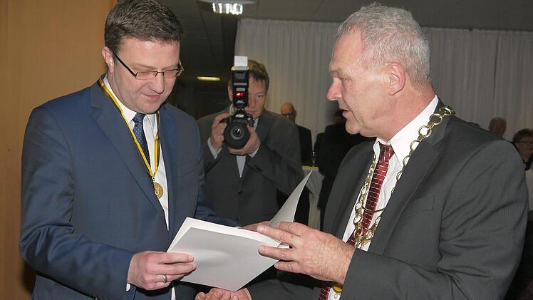 Oberbürgermeister Frank Rebhan und Wolfgang Rebhan (links).