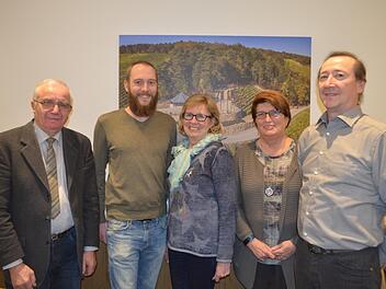 Die neu gewählte Führung der Eigenheimervereinigung Ramsthal (von links) Wahlleiter Georg Grempler, 2. Vors. Tobias Meierl, Schriftführerin Claudia Meierl, Vorsitzender Werner Liebenstein.  Foto: Andreas Lomb