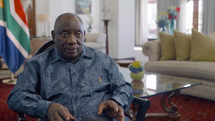 Südafrikas heutiger Präsident und Friedensstifter Cyril Ramaphosa war zur Zeit des Apartheidregimes Verhandlungsführer des aufständischen ANC (Afrikanischer Nationalkongress).