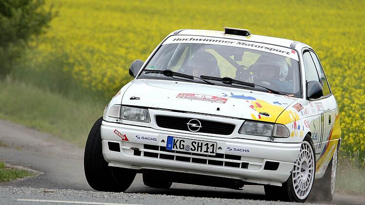 Eine tolle Vorstellung gaben Sven Hochwimmer/ Sabrina Türk vom AMSC Hammelburg im unterlegenen Opel Astra.