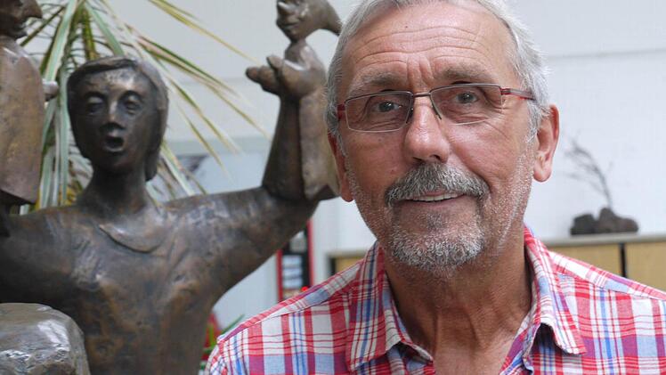 Der Heroldsbacher Lehrer Roland Kraus liebt Gedichte. Foto: Malbrich