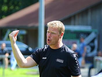 Michael Werzer, Trainer des SV Motschenbach, muss wie 18 seiner Spieler bis 22. September in Quarantäne. Foto: Monika Limmer