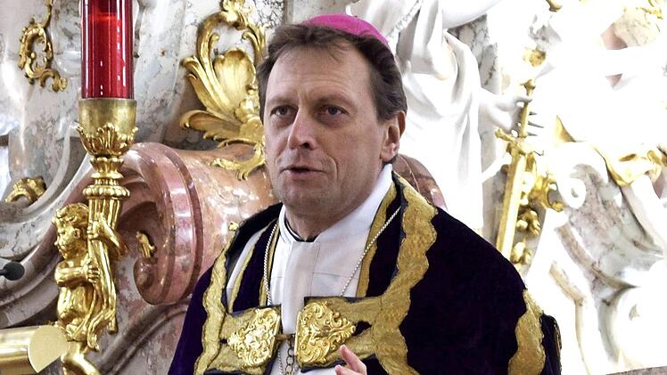 Weihbischof Herwig Gössl hielt die vierte Fastenpredigt in der Basilika Vierzehnheiligen.  Foto: Andreas Welz