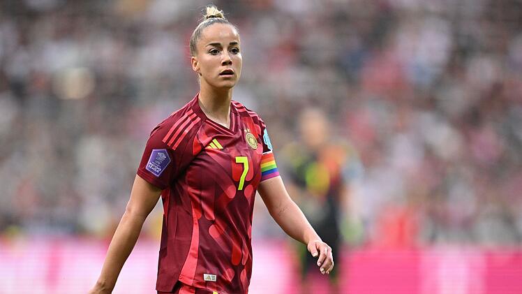 Giulia Gwinn ist zuversichtlich, dass für Deutschland in der Schweiz bei der Europameisterschaft etwas drin ist - vor allem nach dem 4:0 Sieg gegen die Niederlande am 30. Mai in Bremen.