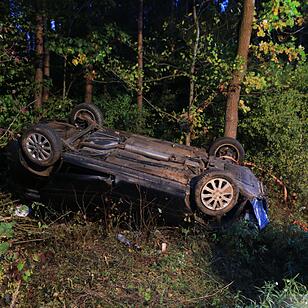 Kinder verletzt: Auto überschlägt sich bei Walsdorf