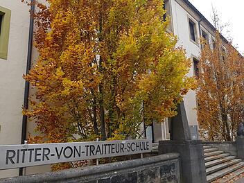 Über die Digitalisierung der Schule wollte die Gewerkschaft Erziehung und Wissenschaft am Donnerstag in der Ritter-von-Traitteur-Schule diskutieren. Doch am Mittwoch verbot Oberbürgermeister Uwe Kirschstein (SPD) die Veranstaltung. Foto: Ekkehard Roepert