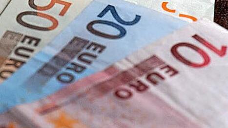 Bis zu 5000 Euro Zuschuss für die ersten 20 Stiftungen, die sich unter dem Dach der Stiftergemeinschaft formieren, will die Sparkasse Kulmbach-Kronach gewähren. Foto: Symbolbild/dpa