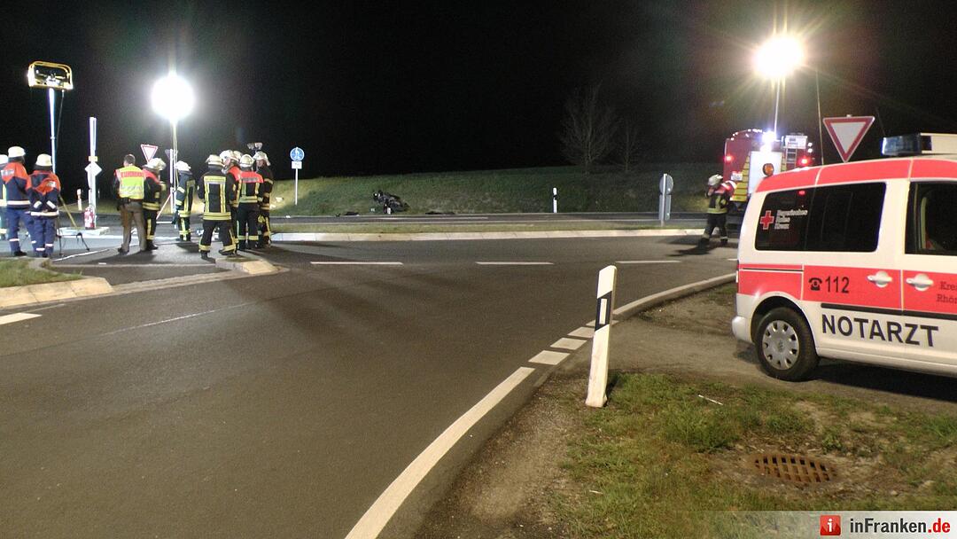 Pkw uebersieht 17 jaehrigen Motorrad bei Bad Koenigshofen