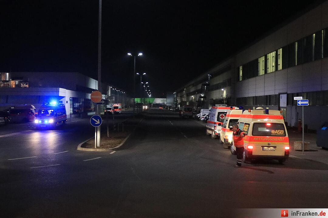 Ammoniakaustritt bei Automobilzulieferer in Schweinfurt - zwölf Verletzte