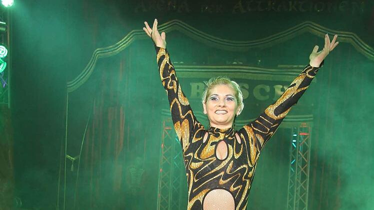 Angelina präsentierte Akrobatik - und wurde umjubelt.