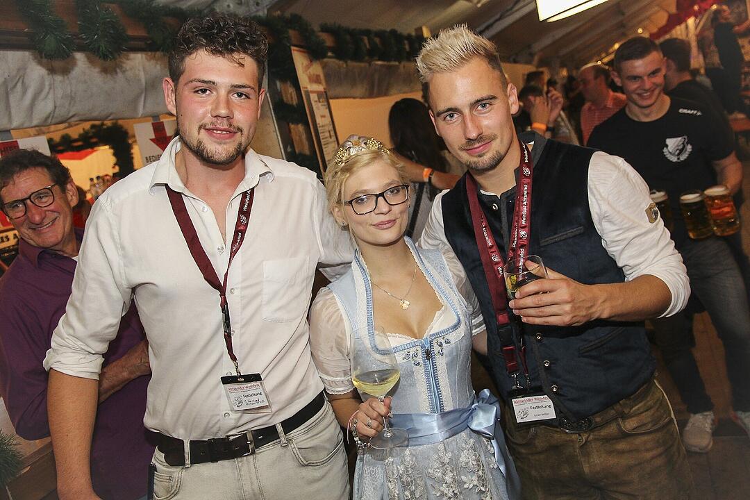 Impressionen von der erstklassigen Stimmung!