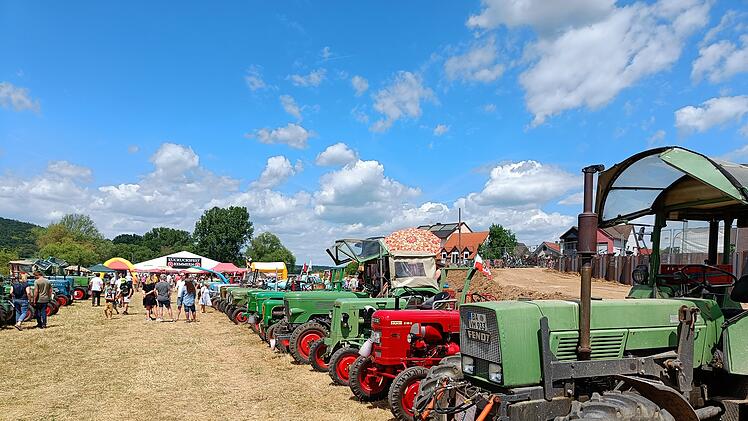 Oldtimer-Traktoren-Treffen in Kemmern