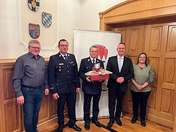 Hassenbach: Feuerwehr verabschiedet langj&auml;hrigen Kommandanten Matthias Reuter