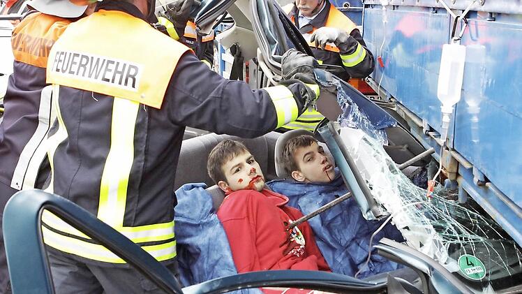 Ein Teil des Szenarios beim Eintreffen der HilfskräfteFoto: Thomas Dill