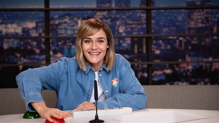 Hazel Brugger wird 2026 die Prime-Video-Show "LOL Next" präsentieren.